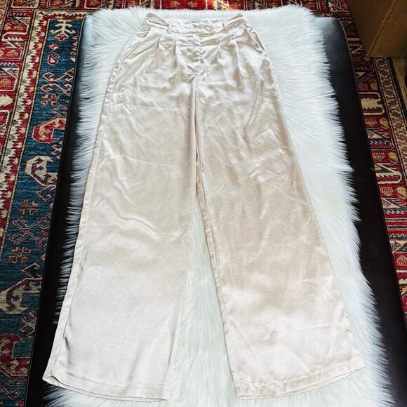 Princess Polly Champagne Satin Wide Leg Huxley Pants - Picture 2 of 8